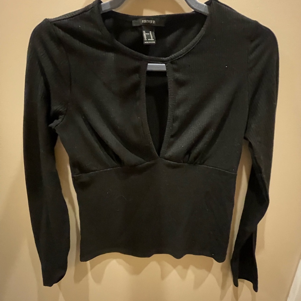 Forever 21 Black Fitted Cut-Out Blouse